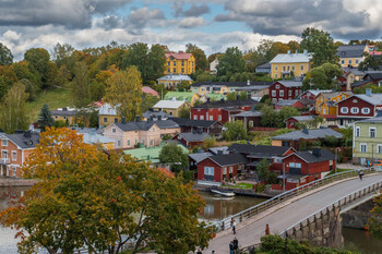 Спрос на финские визы в Петербурге упал вдвое