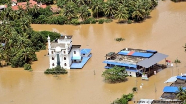 Наводнения в Индии привели к гибели более 200 человек