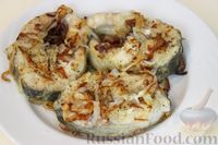 Жареный судак с луком