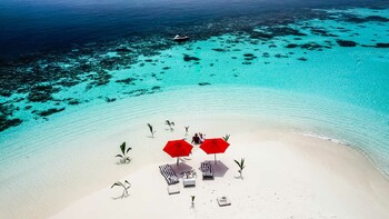 Отель на Мальдивах предлагает арендовать отдельный остров 