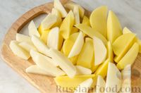 Скумбрия, запечённая с картофелем, помидорами и сладким перцем