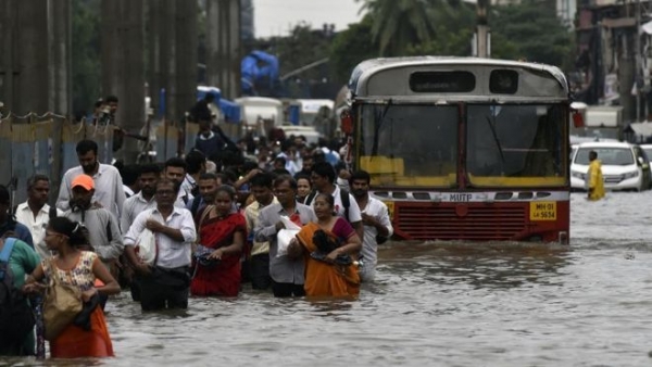 В Мумбаи выпало рекордное количество осадков за 65 лет