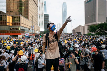 Туристов призывают к осторожности в Гонконге из-за очередных беспорядков