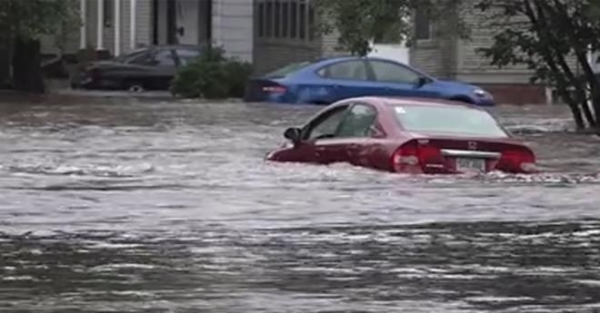 Внезапное наводнение затопило города Южной Дакоты