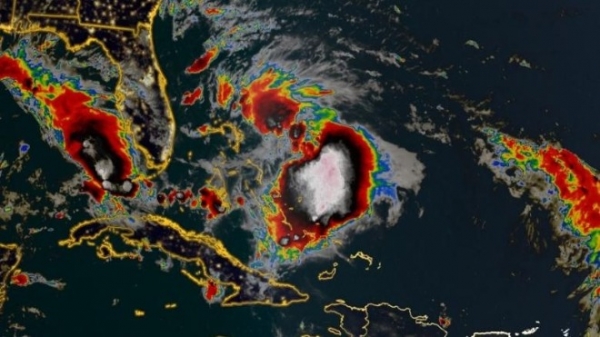 Тропический шторм «Умберто» взял направление на Багамы
